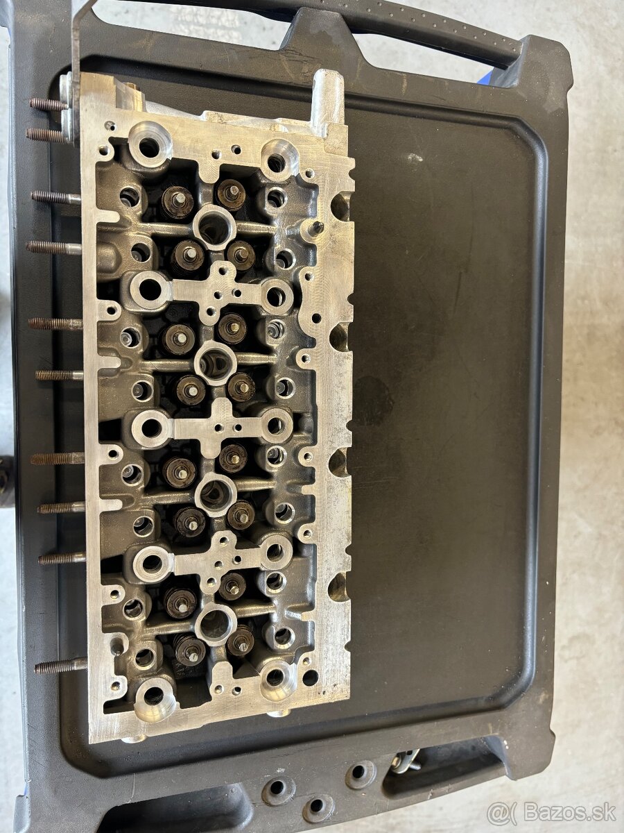 Skoda vw hlava valcov 1.6tdi - 4