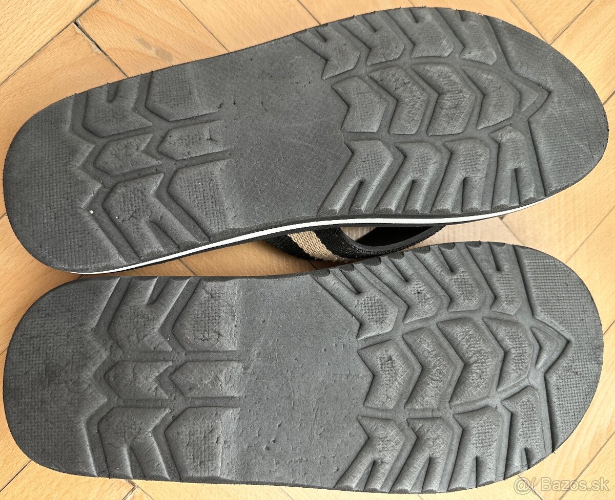 ŽABKY EU45/46 pánske z Thajska za 10eur - 4