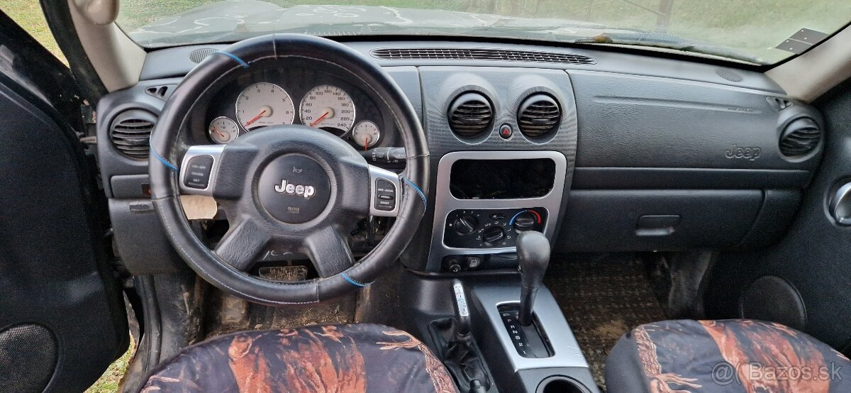 Rozpredam JEEP CHEROKEE KJ - 4