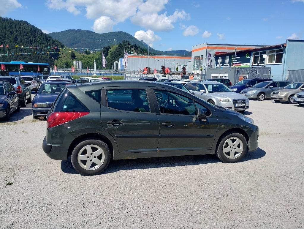 Peugeot 207 SW 1.6 HDi Slovakia - 4