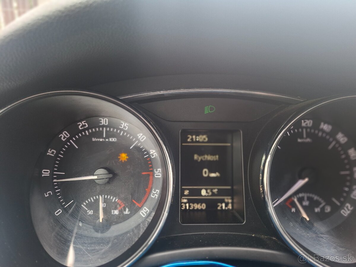 Predam škoda superb2 - 4