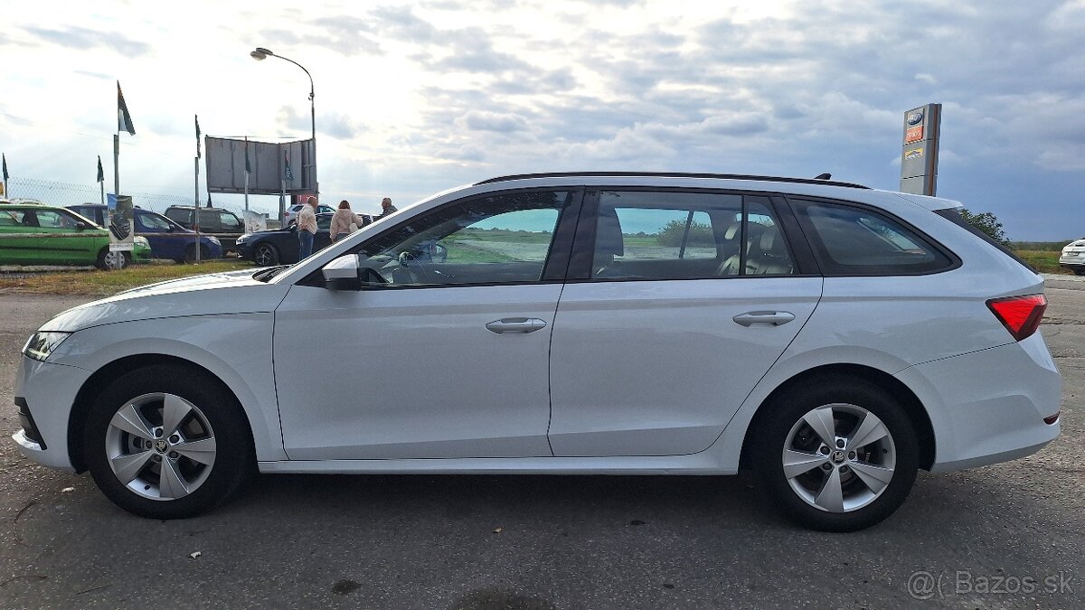 ŠKODA OCTAVIA COMBI 2.0 TDI.DSG - 4