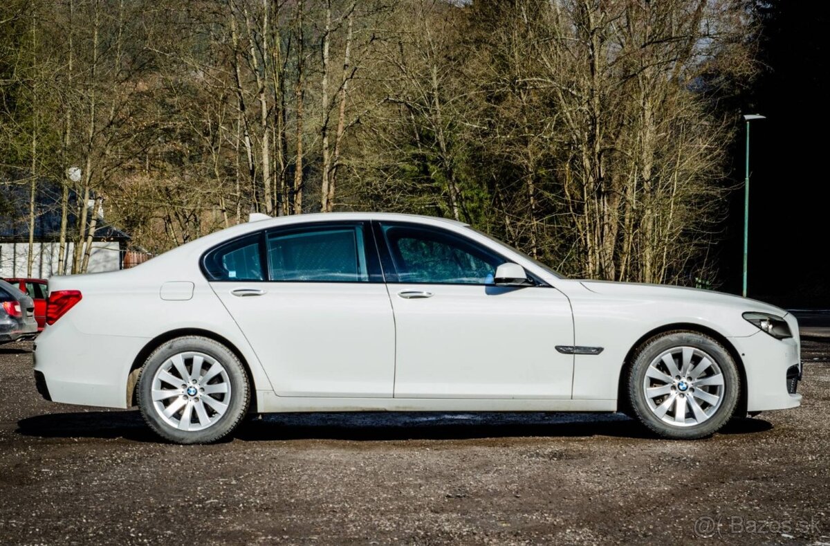 BMW Rad 7 740d xDrive, 225kW, A8, 4d. (2010 - 2012) - 4