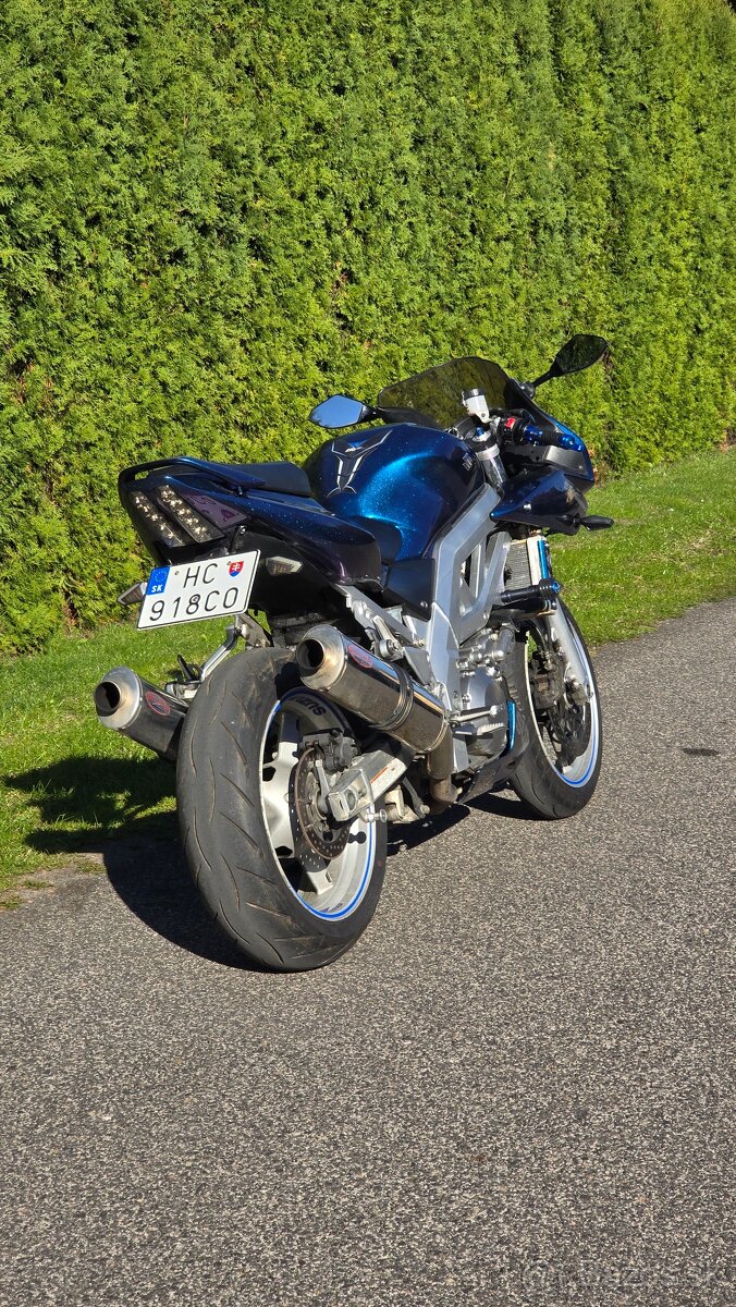 Suzuki SV 1000 - 4