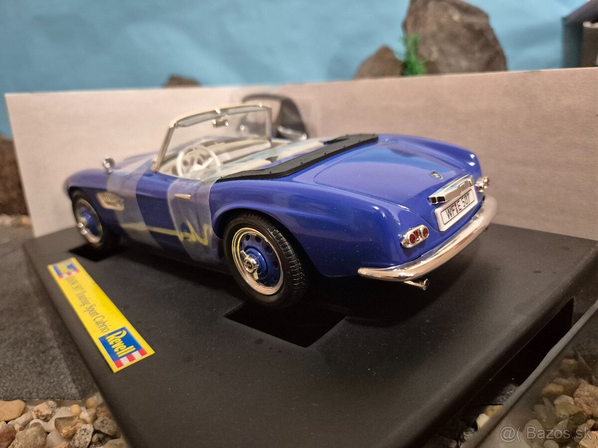 Prodám nový model 1:18 BMW 507 - 4