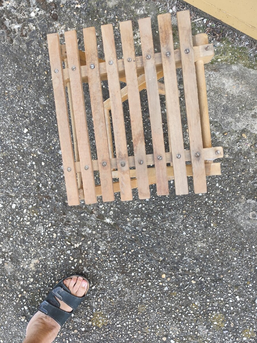 Stolička skladacia drevená - 4