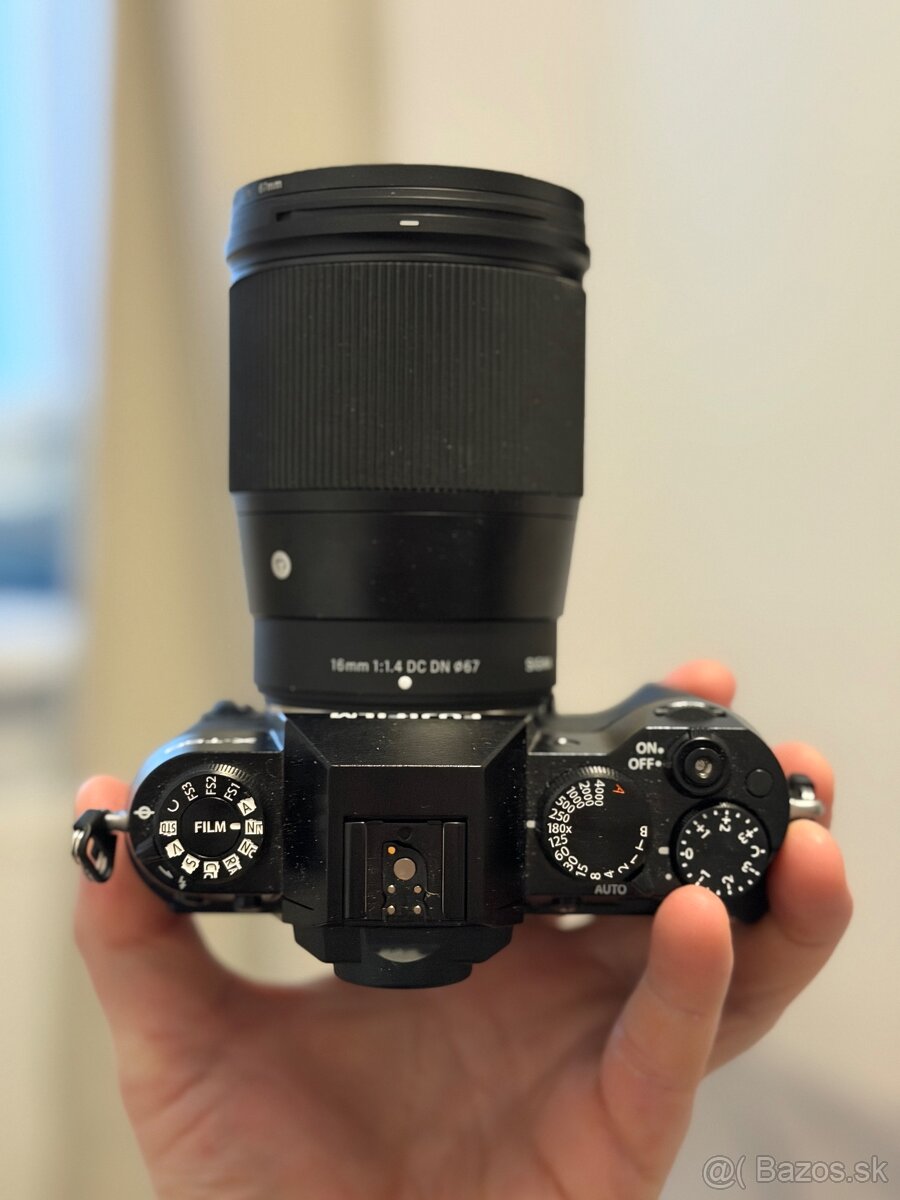 Predám Sigma 16mm f1.4 - 4