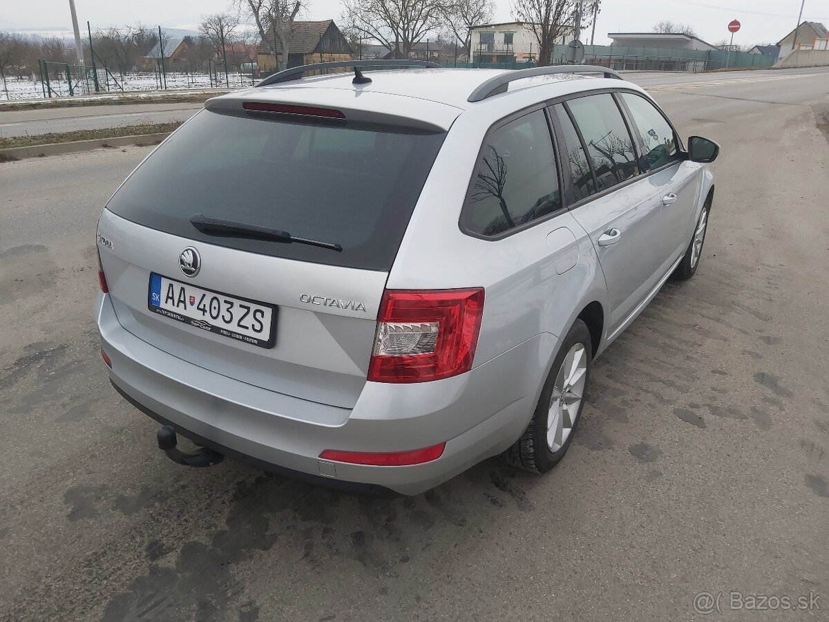 Škoda Octavia Combi 1.6 TDI 110k Ambition DSG - 4