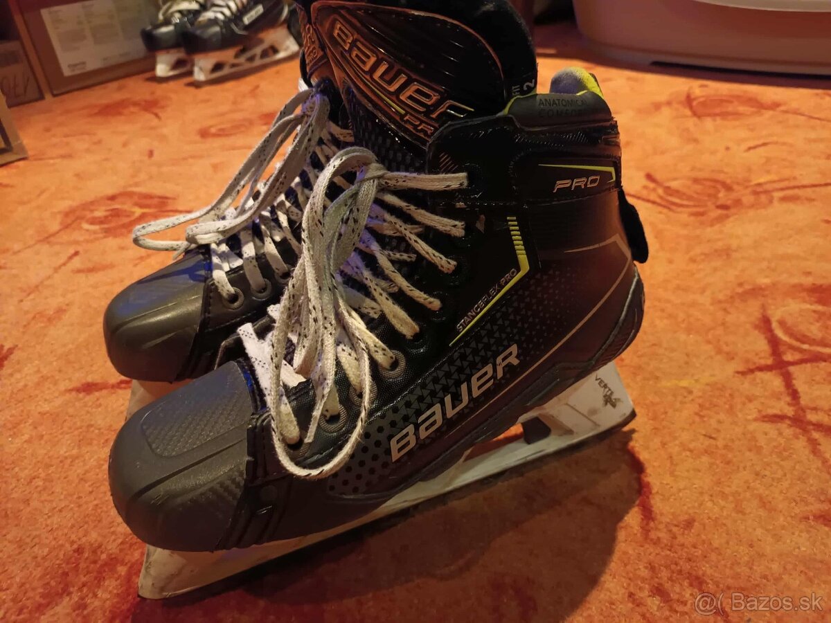 Brankárske korčule Bauer PRO, velkost 7, šírka FIT 2 - 4