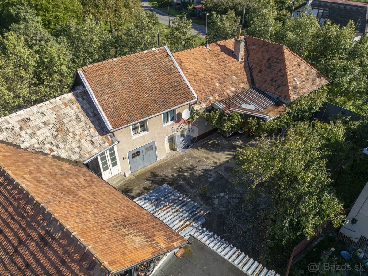 Na predaj dom s veľkým ovocným sadom v obci Uhorské - 4