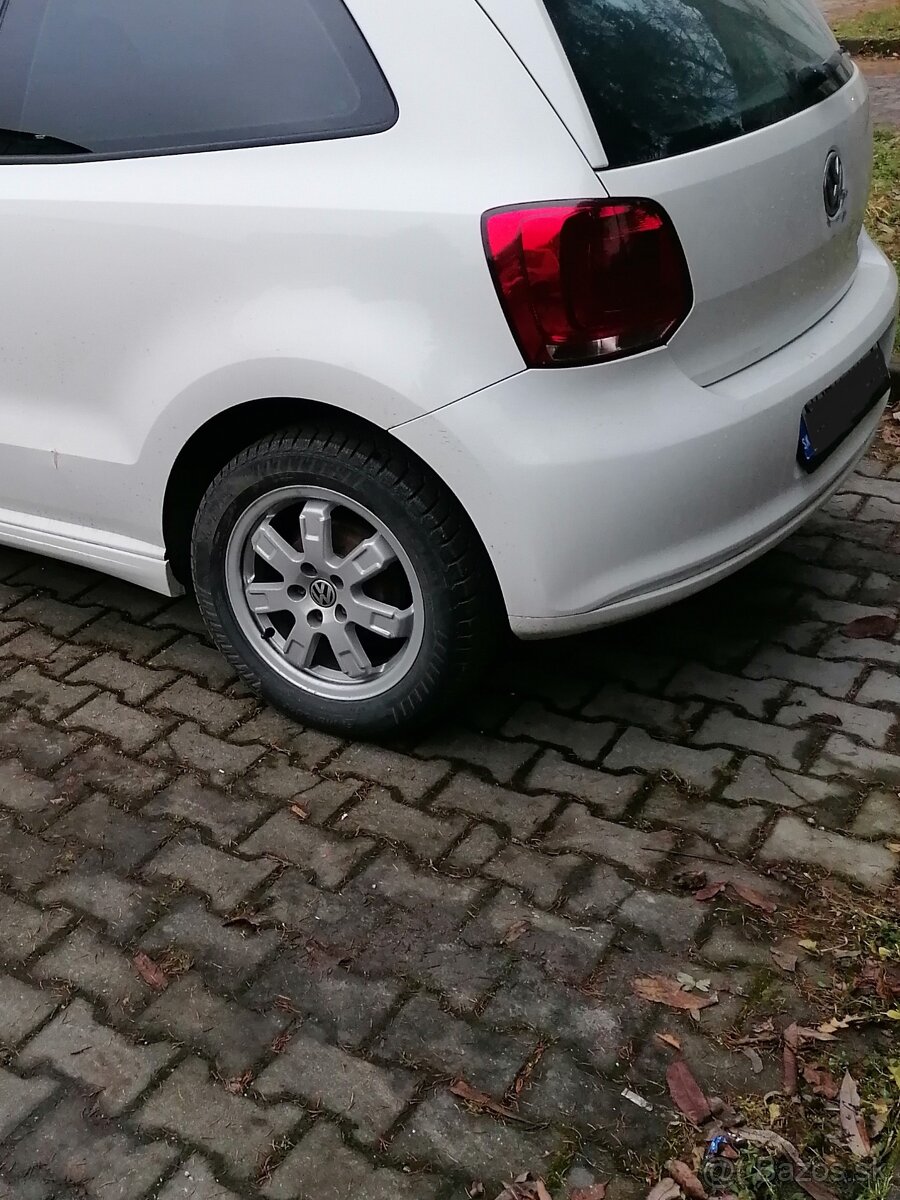 Volkswagen Polo - 4