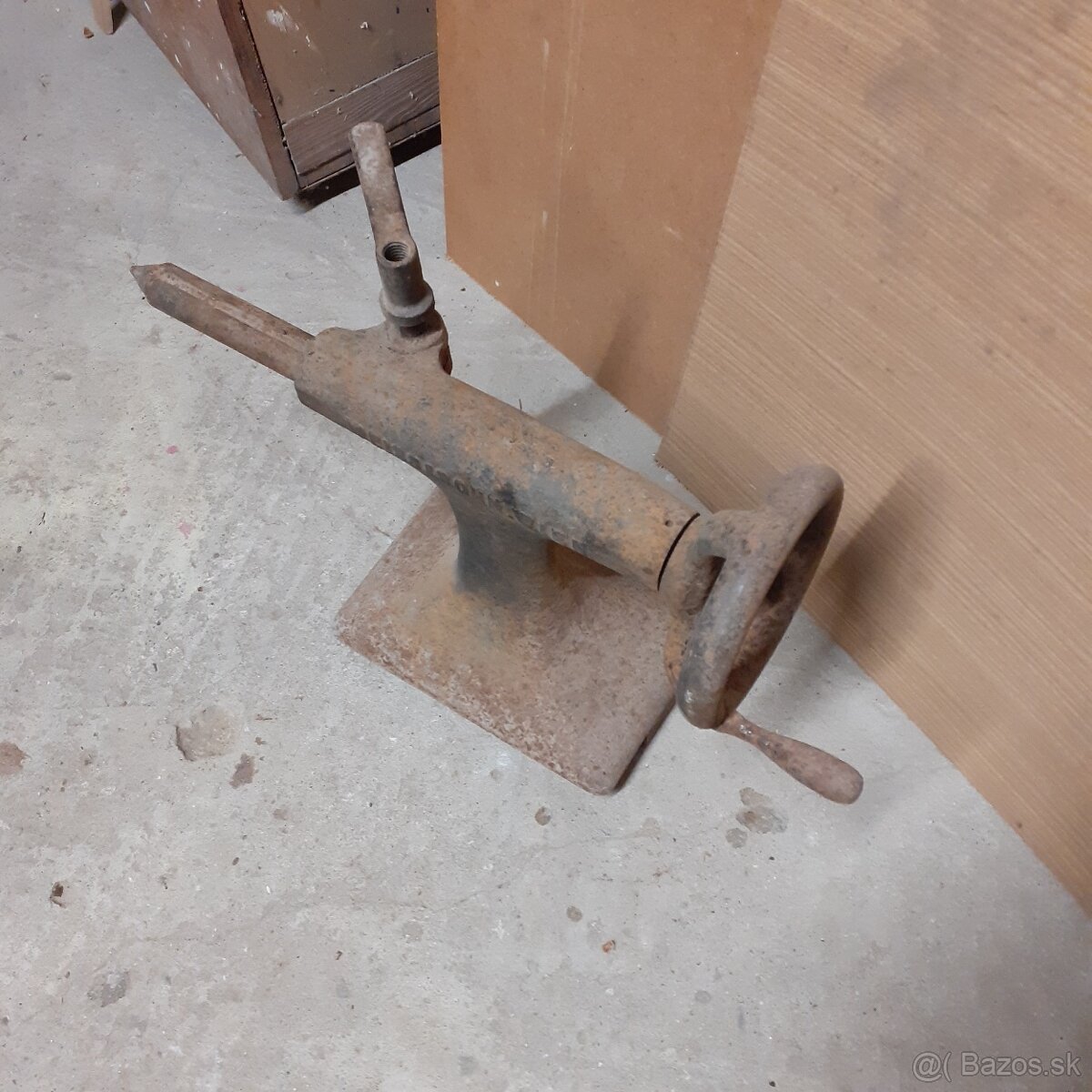 stolárske starožitnosti - 4