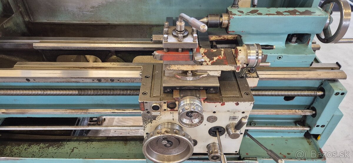 Hrotový sústruh SUI 32 - 4