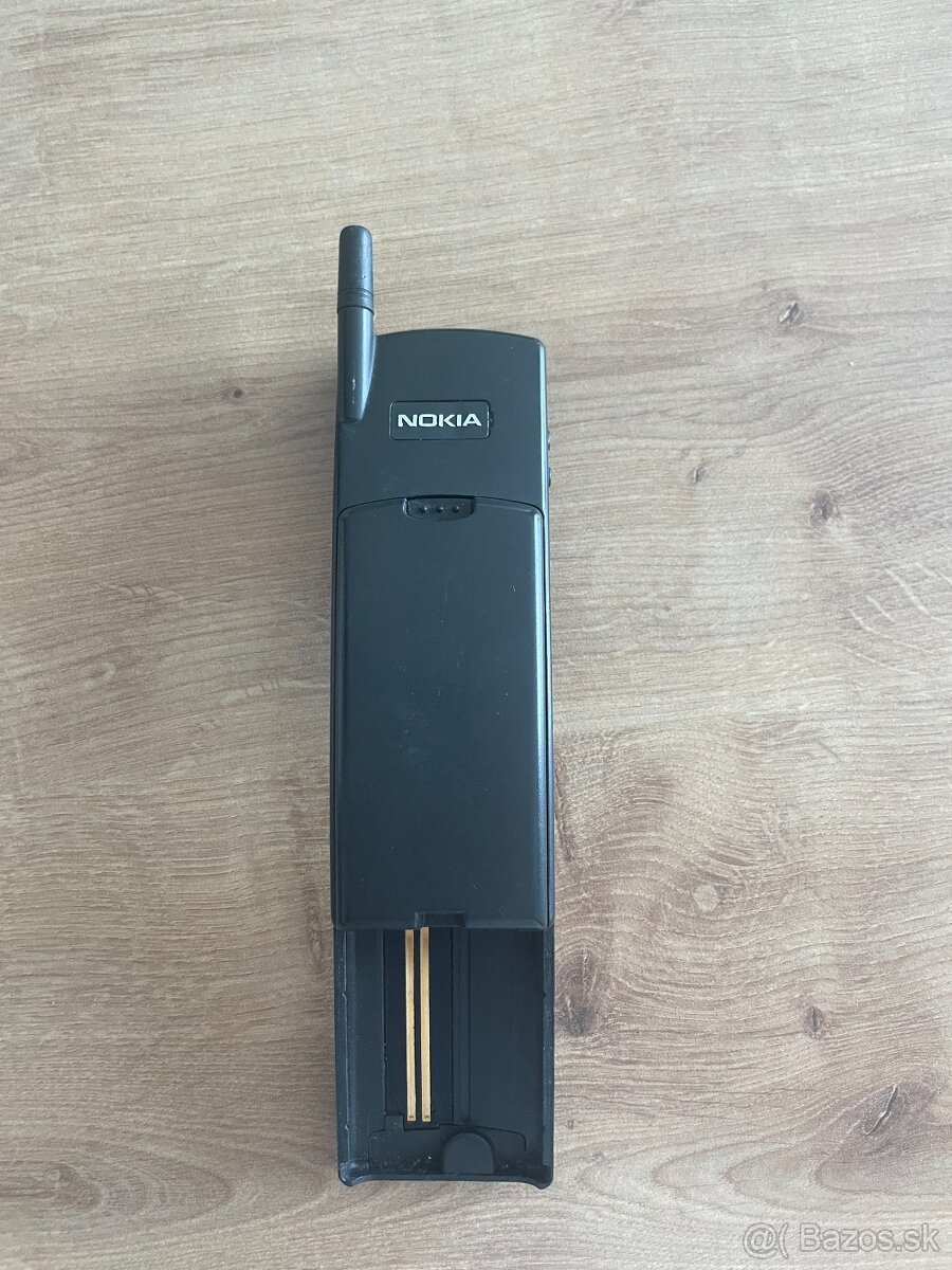 Predam legendarnu Nokiu 8110 - 4
