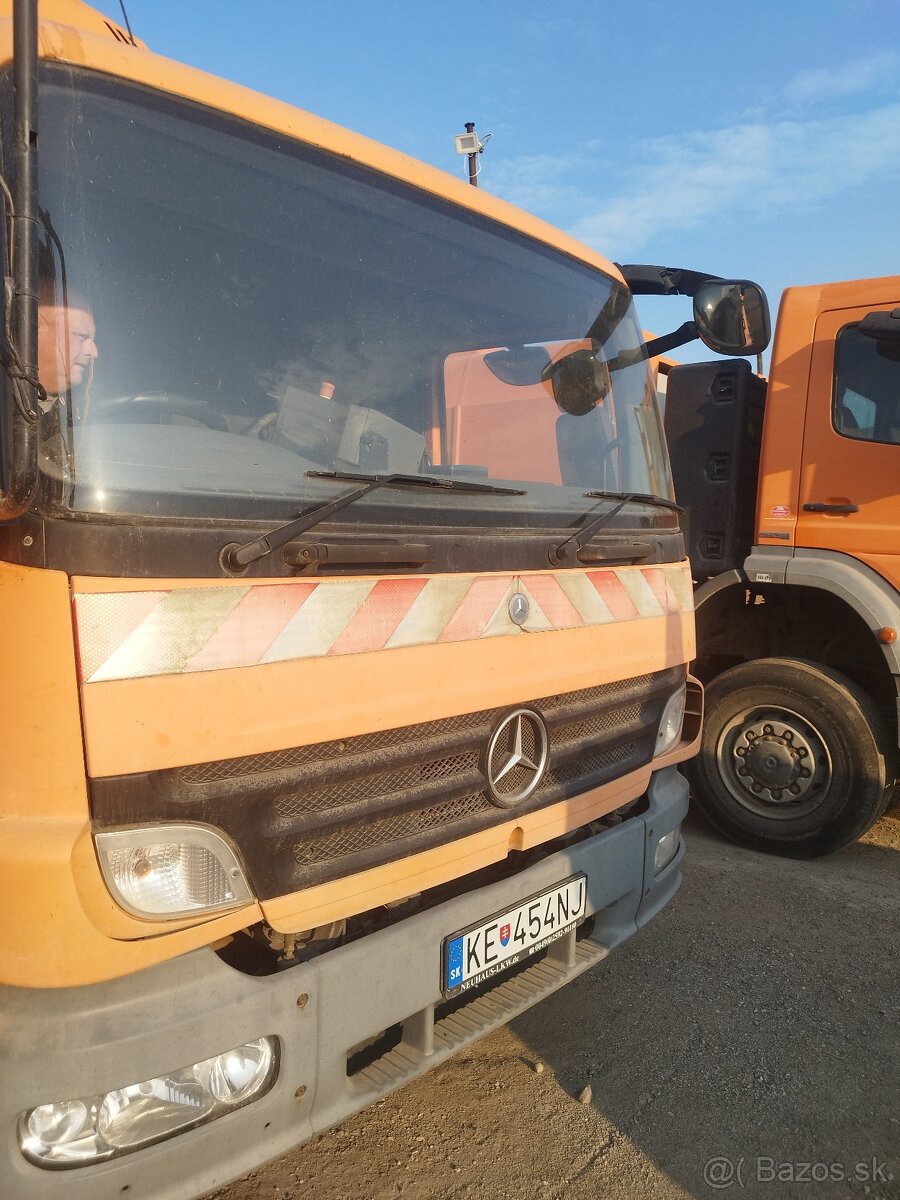 MERCEDES - BENZ ATEGO - 4