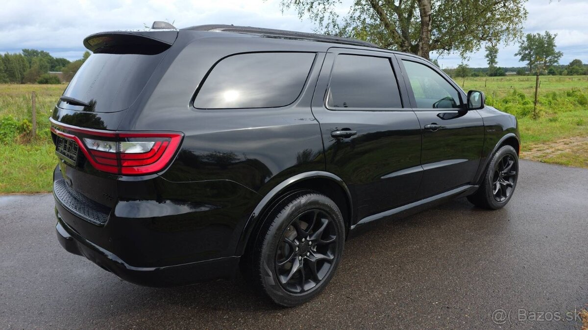 DODGE DURANGO RT 5.7 full srt paket  záruka