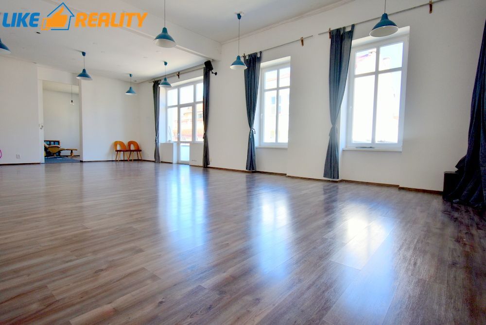 Prenájom komerčných priestorov, Martin – pešia zóna - 4