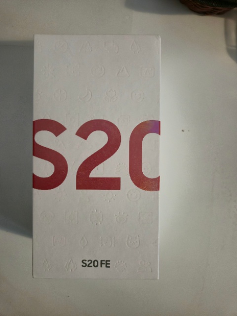 Samsung galaxy S20 FE - 4