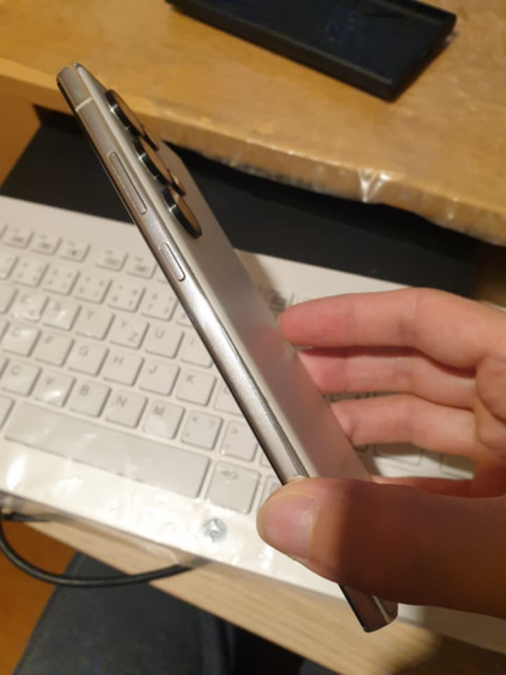 ███ Samsung Galaxy S23 Ultra 5G - 12GB/512GB - BIELY ███ - 4