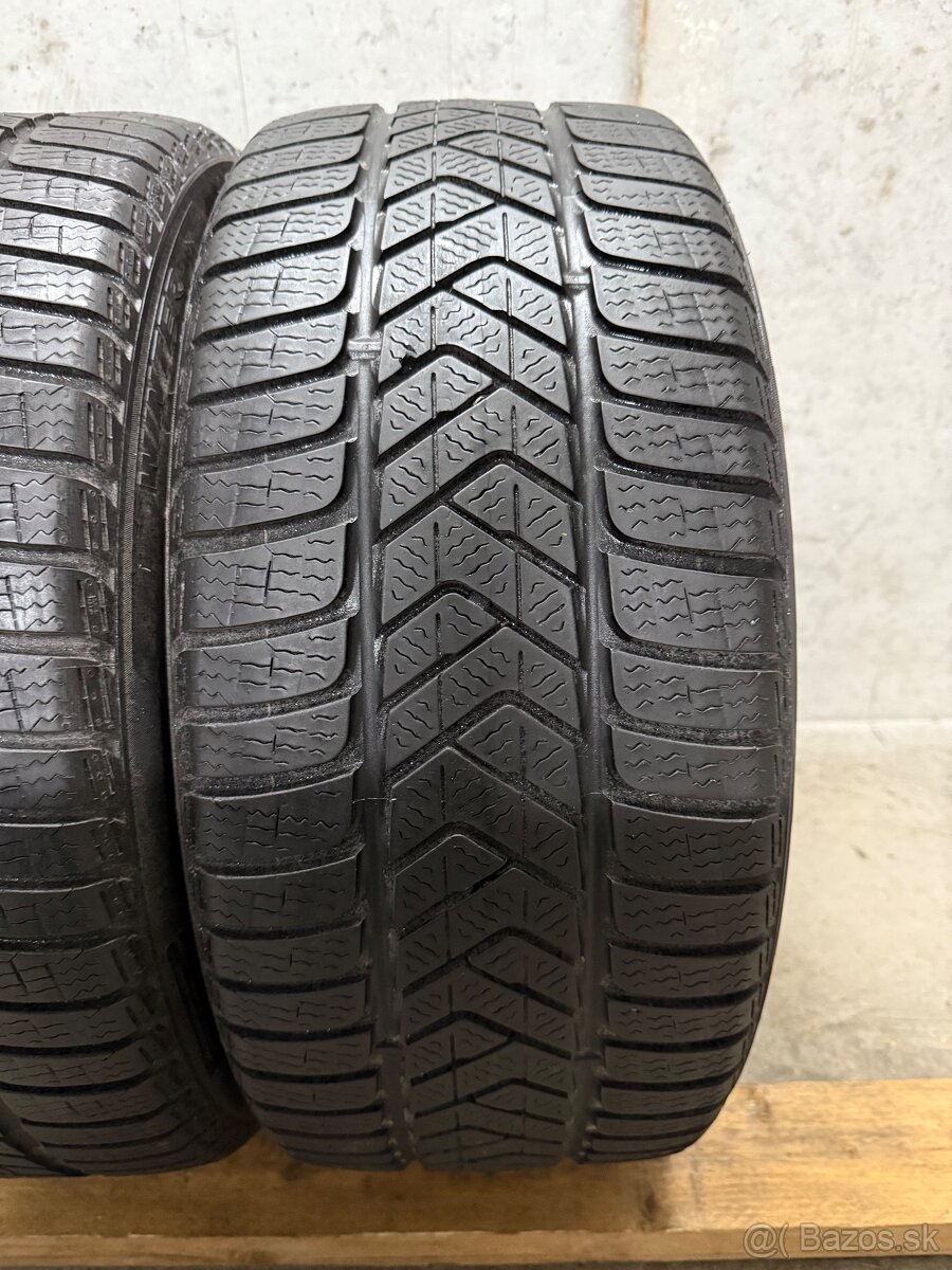 Zimné pneumatiky 245/40/18 Pirelli Sottozero 3 Winter AO - 4