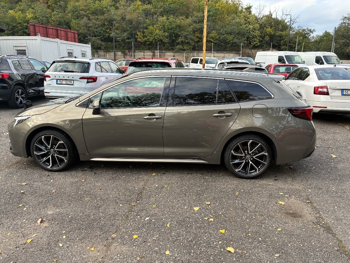 Toyota Corolla Hybrid 2.0 r.v.2024/3 e-CVT 112 kW EXECUTIVE - 4