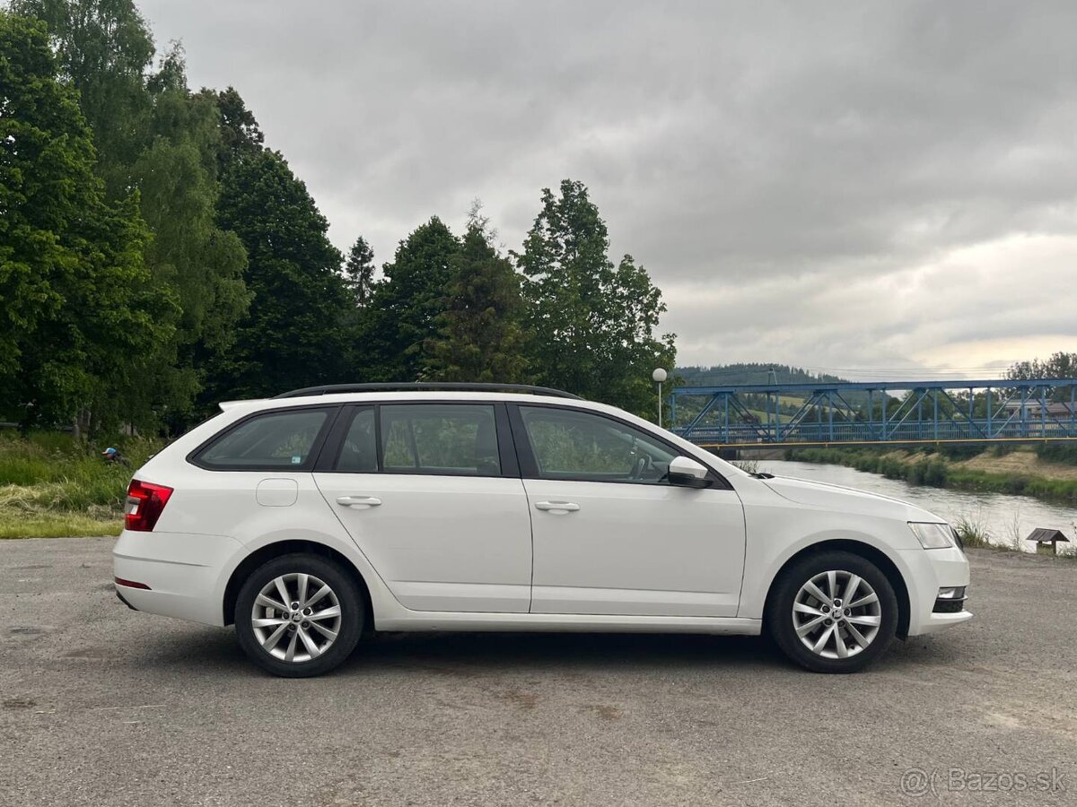 Škoda Octavia Combi 1.0 TSI Active DSG - 4