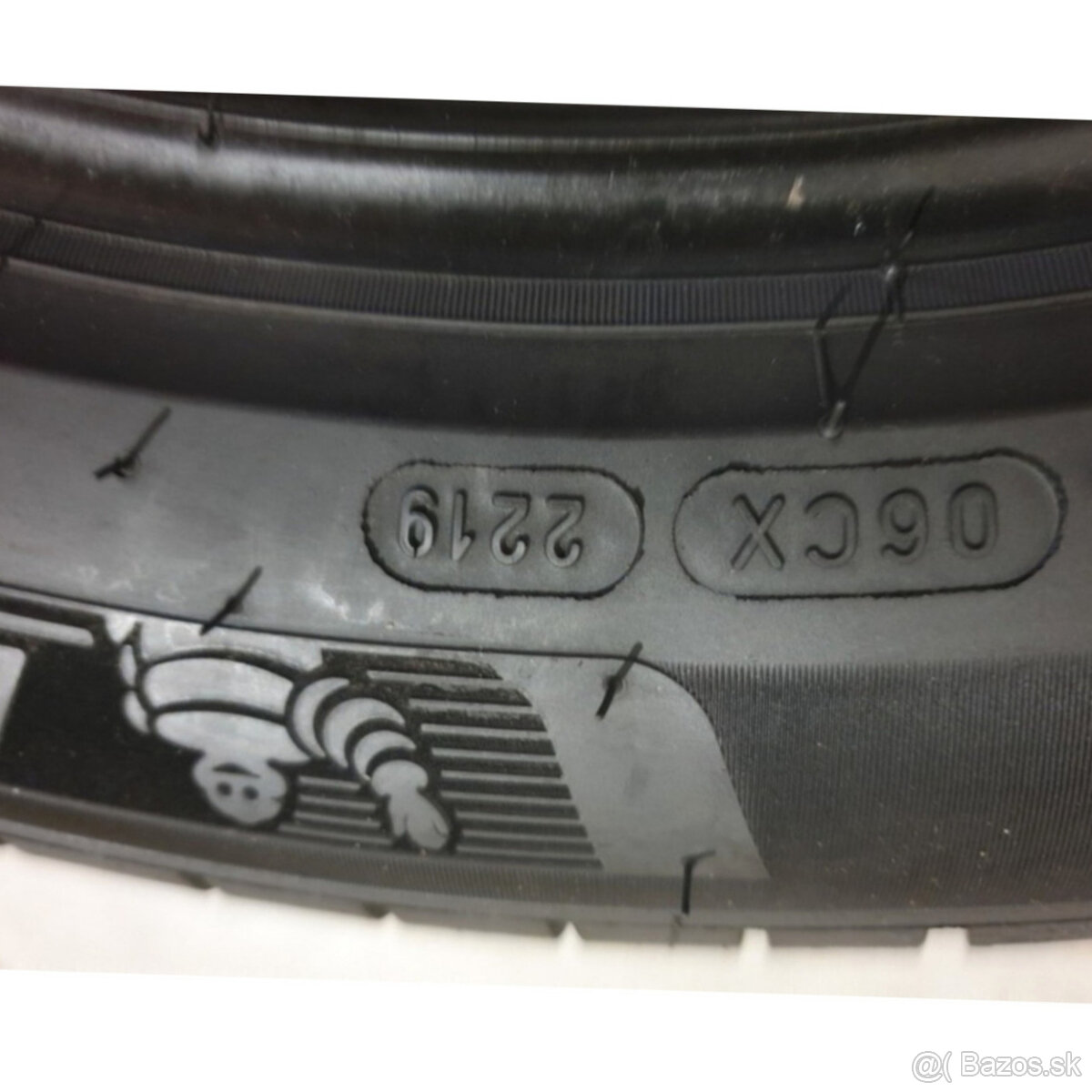 Letné pneumatiky 235/50 R20 MICHELIN - 4