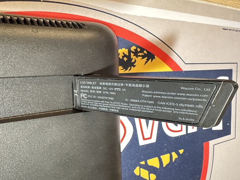 Predám grafický tablet Wacom Cintiq 16 creative pen - 4