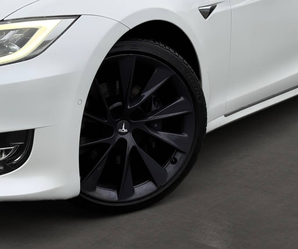 Tesla Model S 75D 4X4 DUAL MOTOR - 4