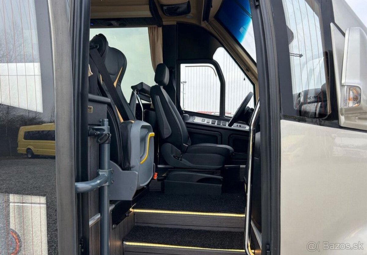 Mercedes 519, 31 miest, novy - 4