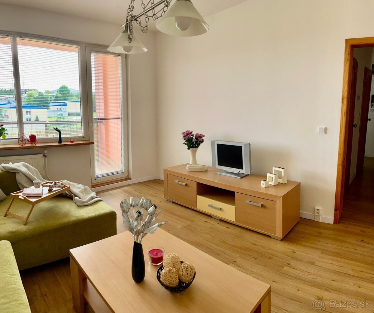 Priestranný 3-izbový byt s výhľadom na Vysoké Tatry - 4