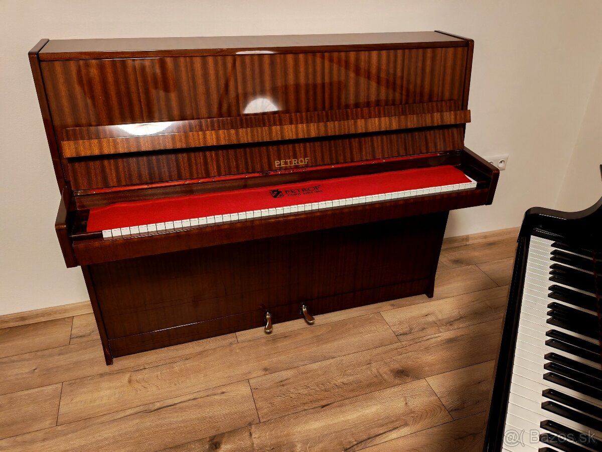 Petrof zlatá Česká kvalita dovoz celá SR - 4