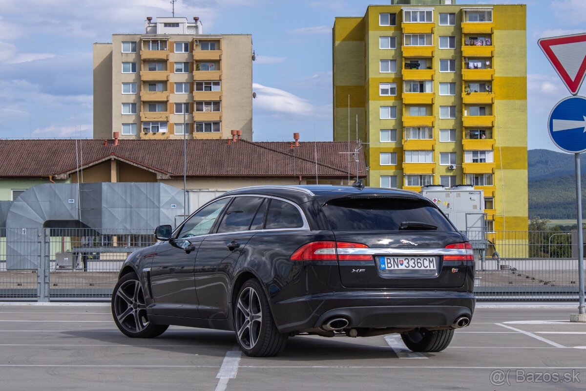 Jaguar XF Sportbrake 3.0D S Premium Luxury - 4