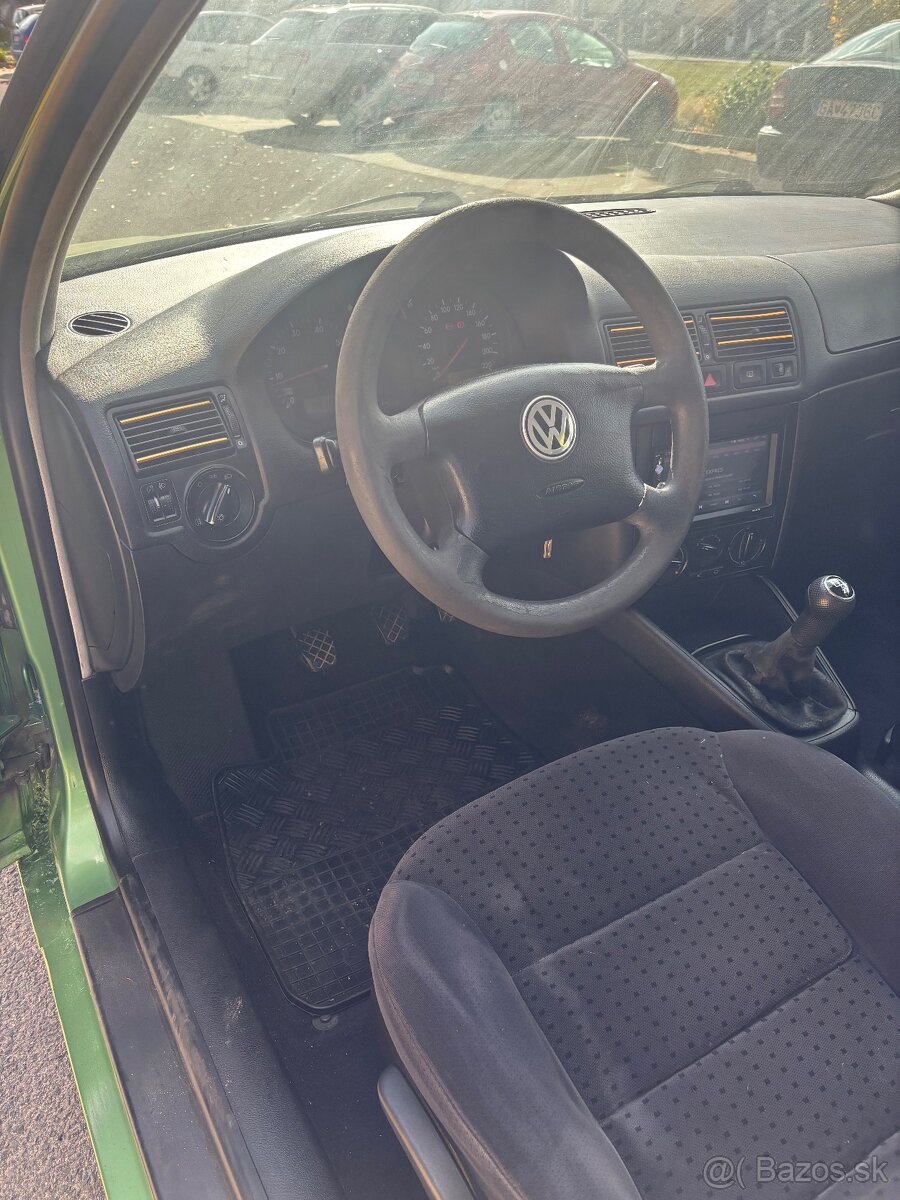 Volkswagen golf 4 - 4