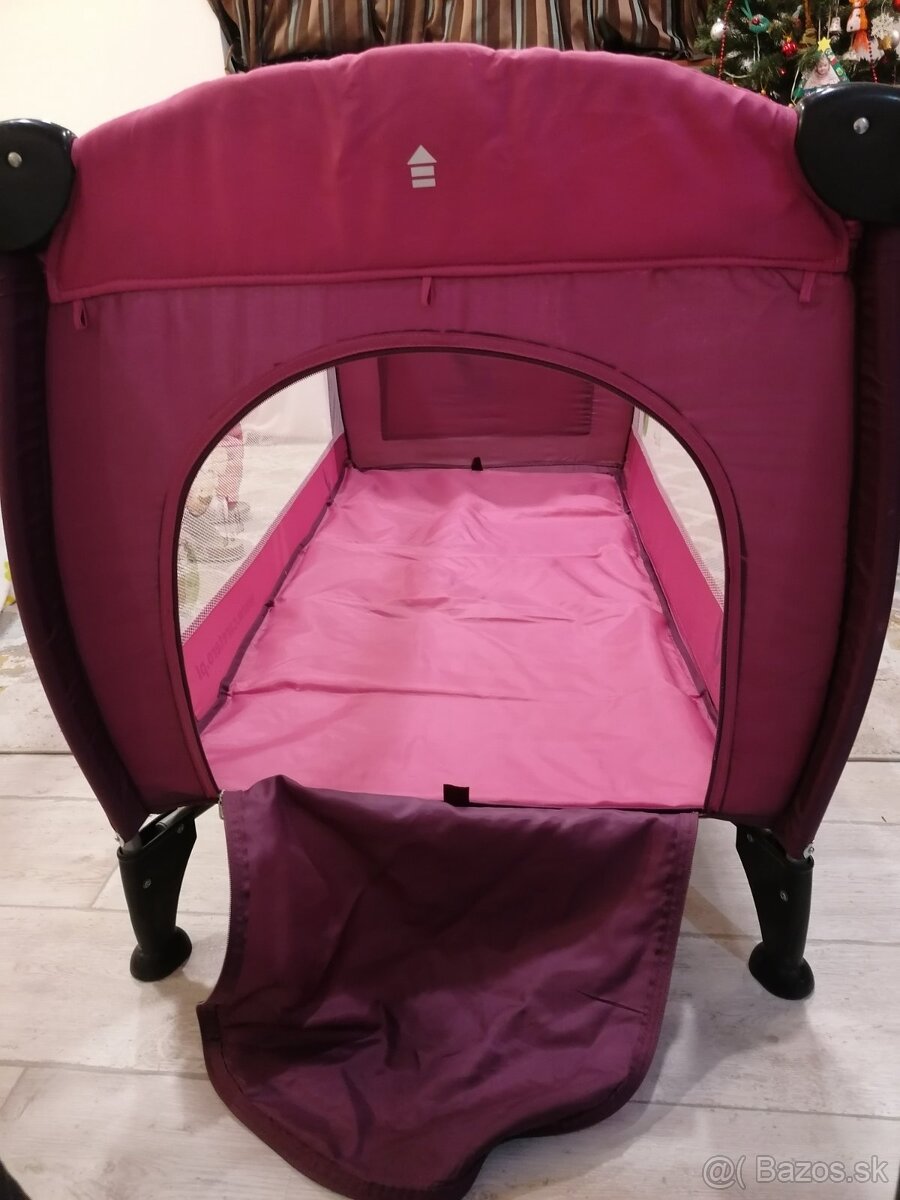 Obyčajná a prenosná postieľka - 4