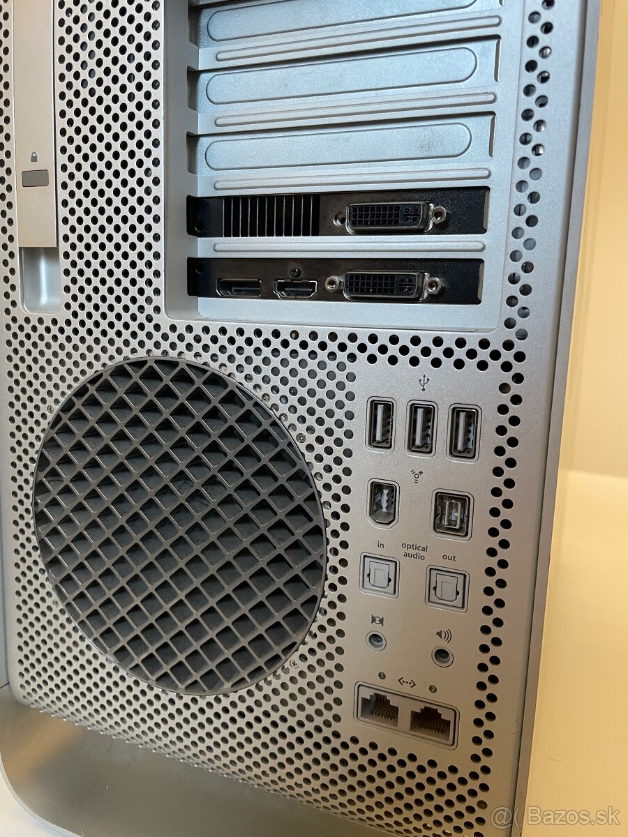 Apple Mac Pro 1,1 (Flash 2,1) - 2x Quad Xeon / Na diely - 4