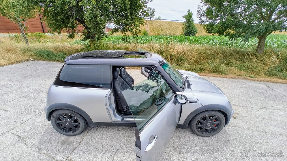 Mini Cooper R50 1.6 85kW Panorama - 4