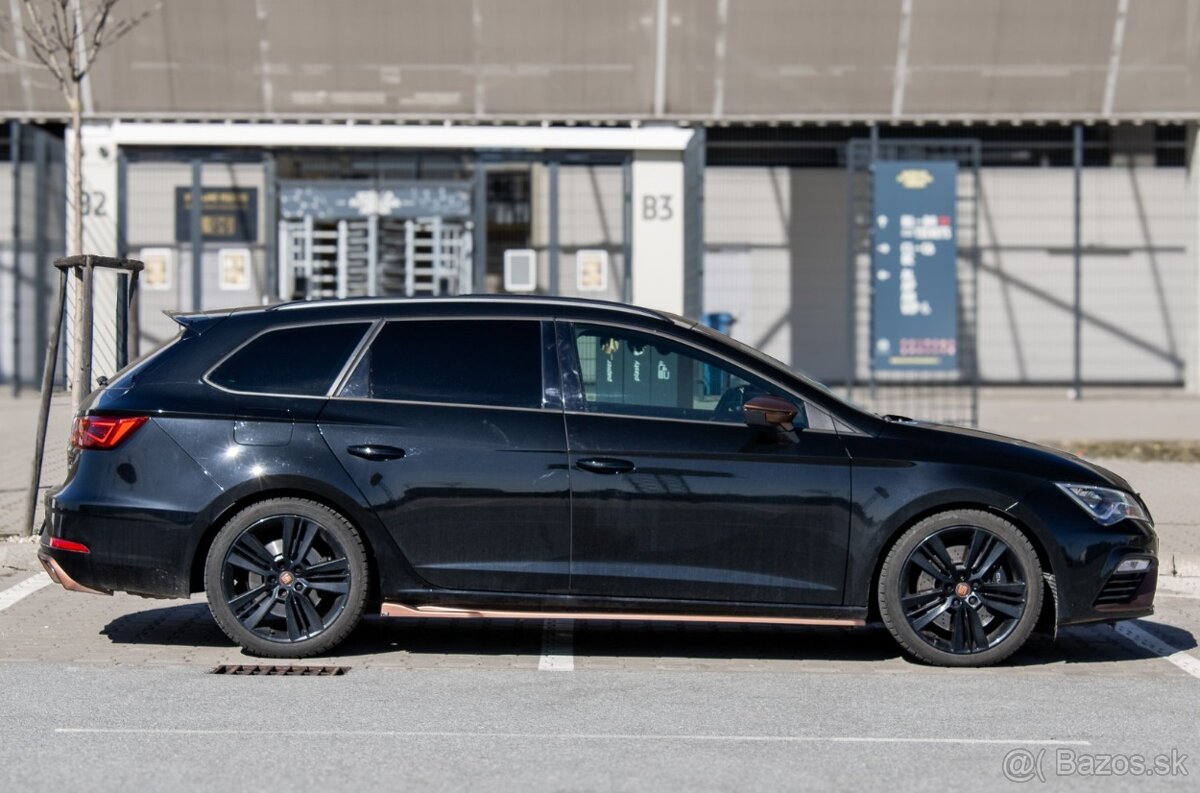 Seat Leon ST Cupra / 221 kW / A/T 7 / 2018 - 4