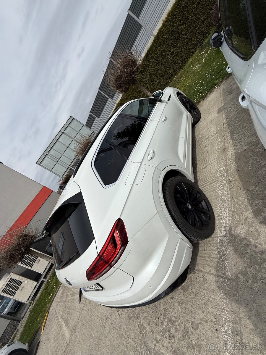 Volkswagen Touareg V8 - 4