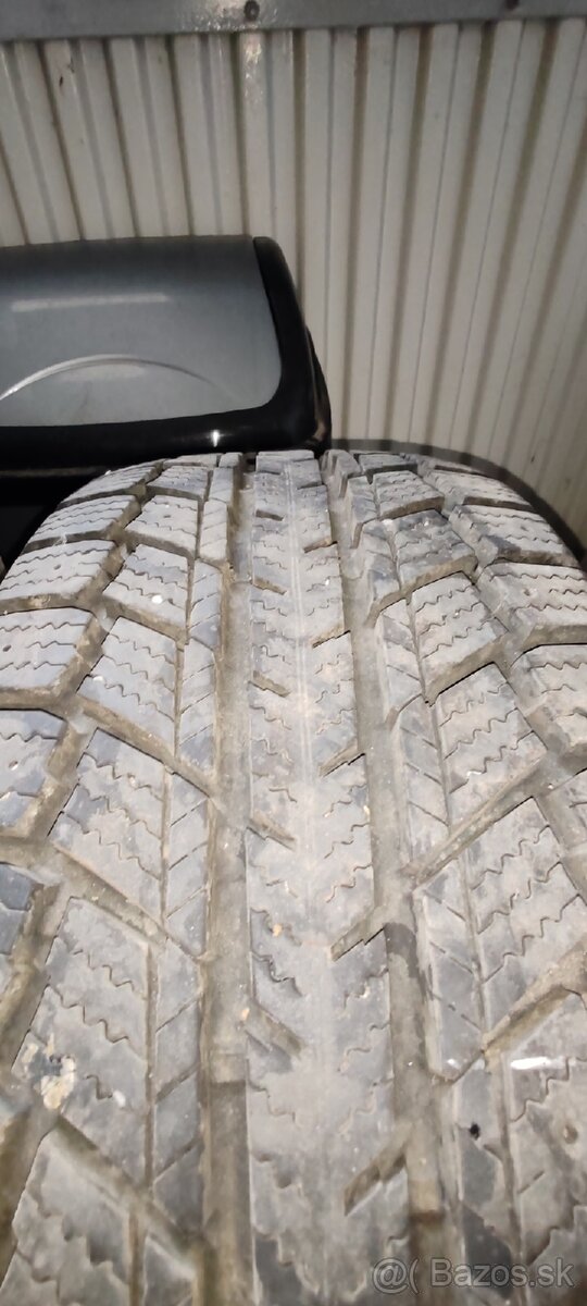 Predám zimné pneumatiky 205 55 r16 - 4