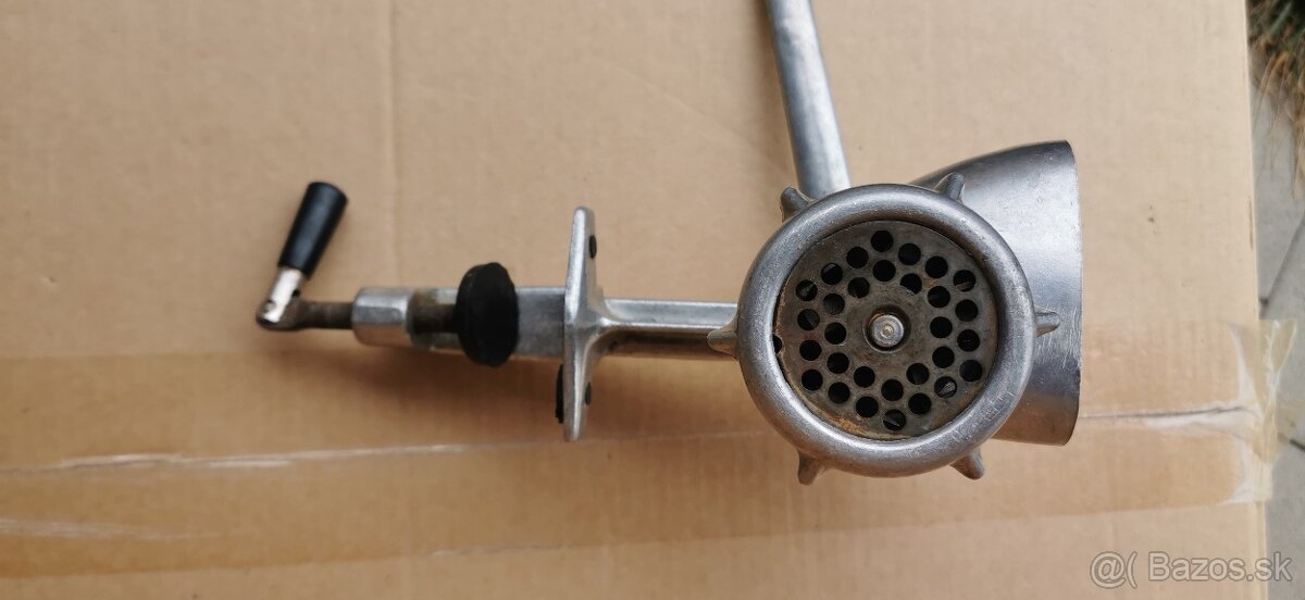 Mlynček na mäso. - 4