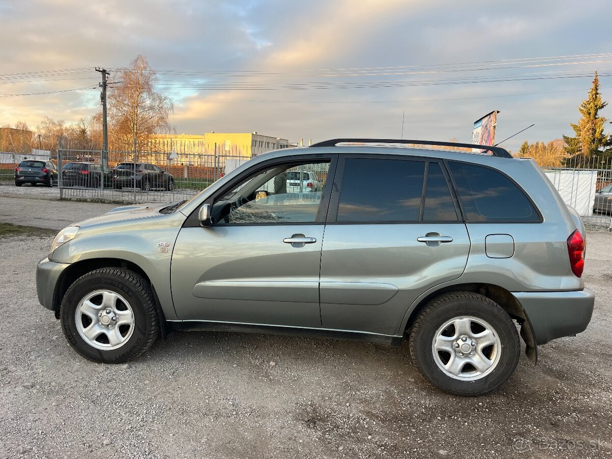 Toyota Rav4 2.0 D-4D 4X4 4WD - 4