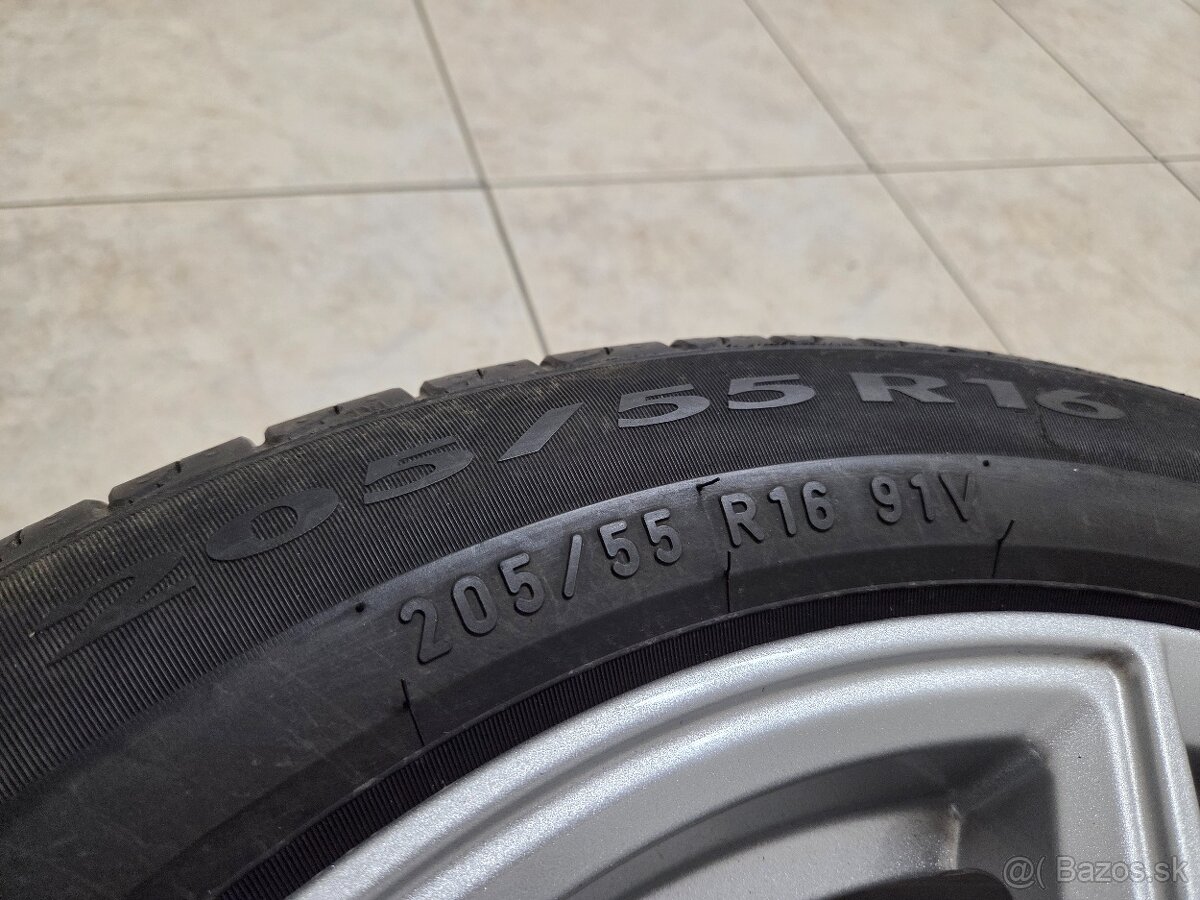 16" BMW, Pirelli - 4