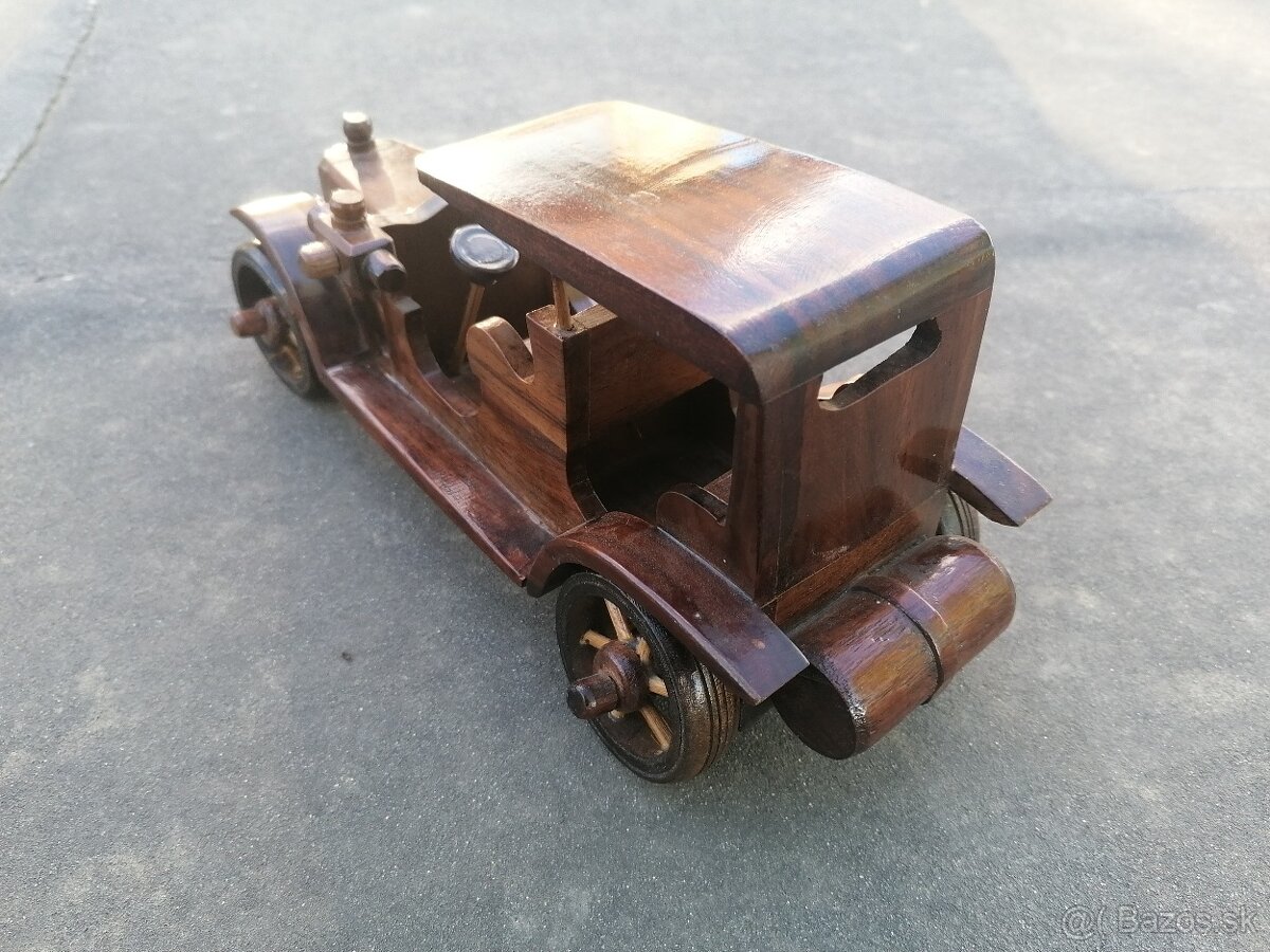 Predám starožitné drevené auto - 4