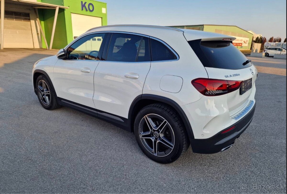 Mercedes-Benz GLA 200 d A/T - 4