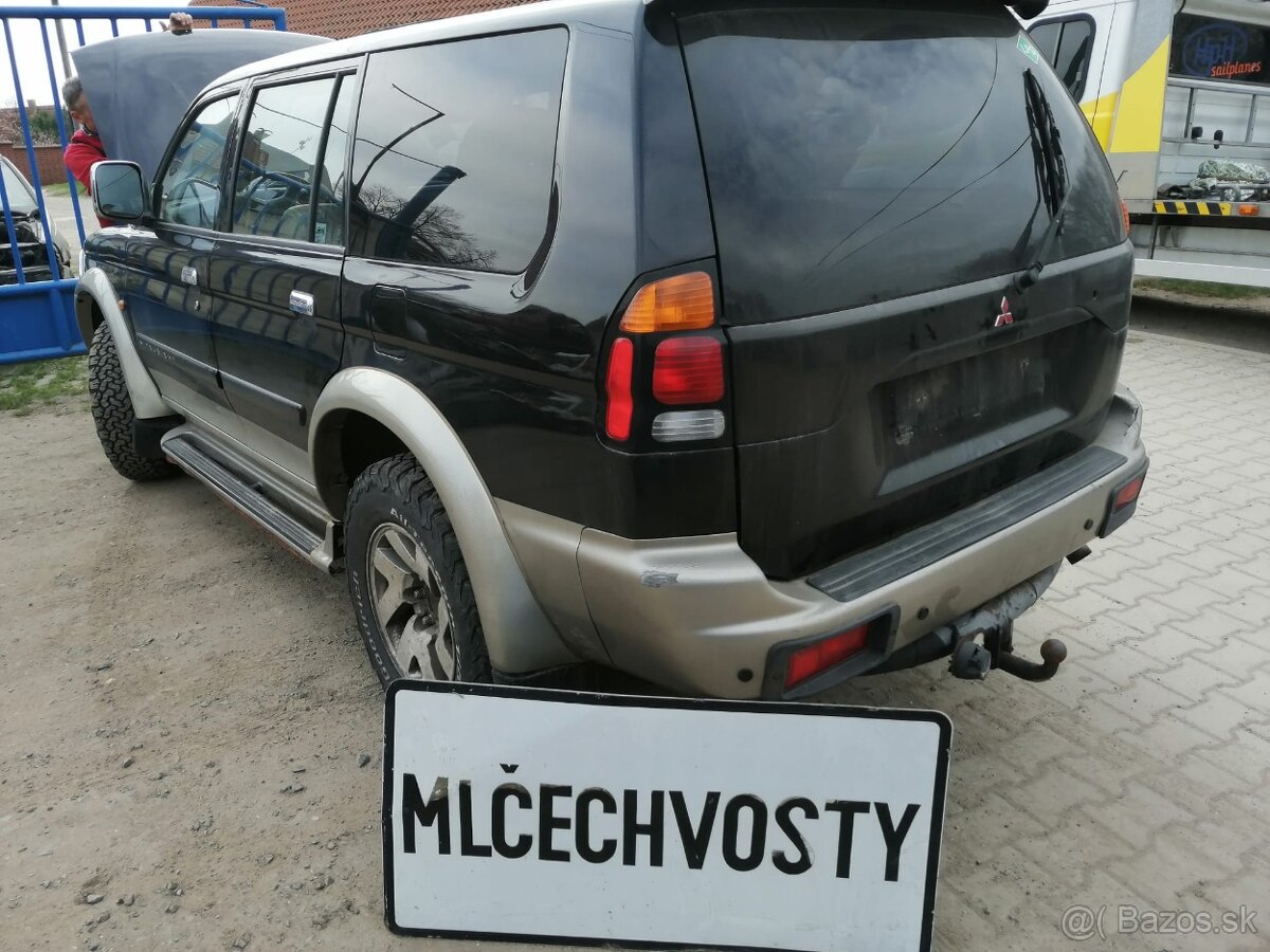 Mitsubishi Pajero Sport - 4