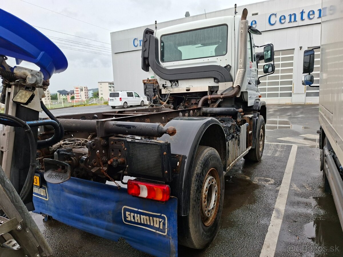 MB UNIMOG U527 4X4