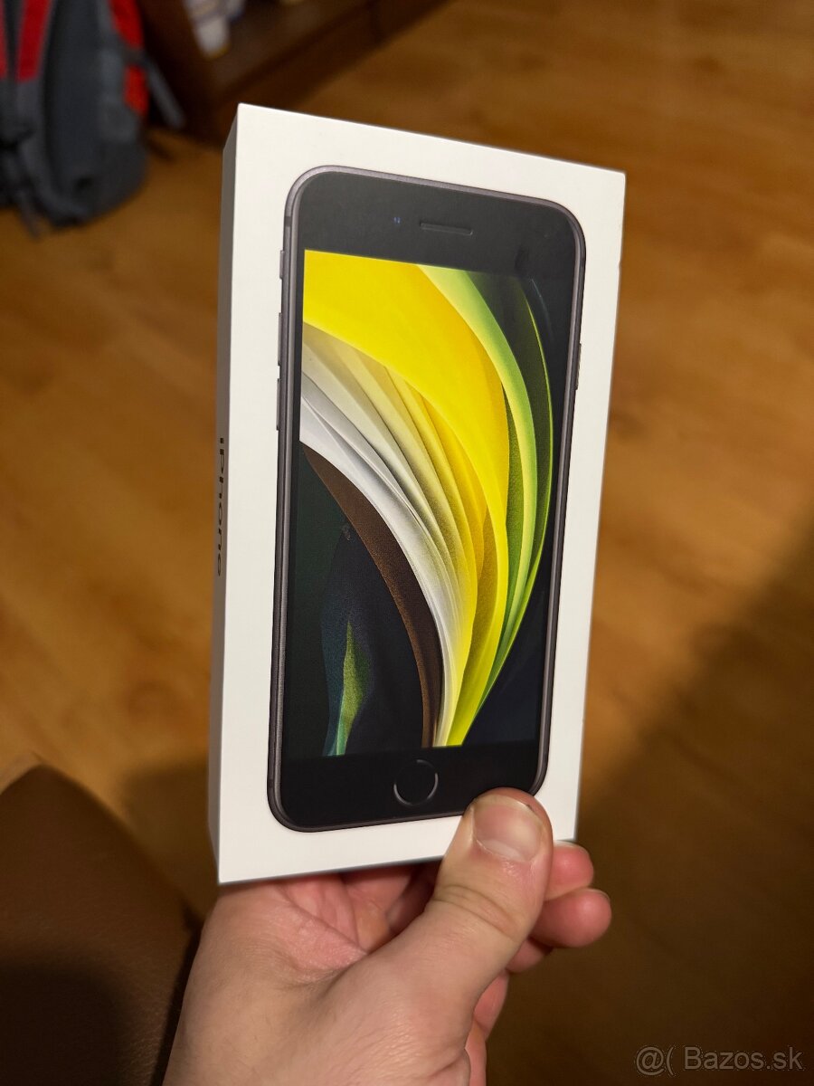 iPhone SE 2020 64gb black - 4