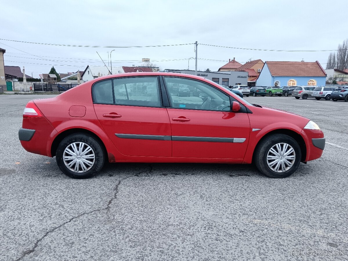 Renault Megane 2, benzín 1.4, 72kW, 2006 - 4