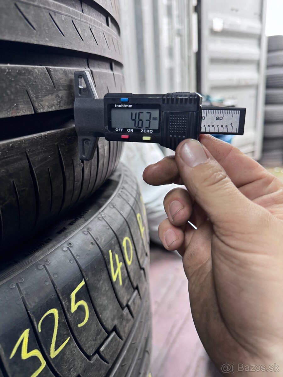285 45 R22 - 325 40 R22 - 4